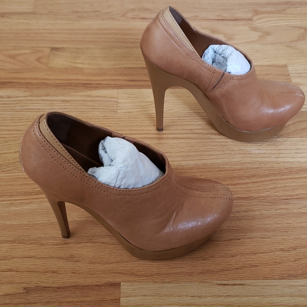 Platform booties - Picture 3 of 5